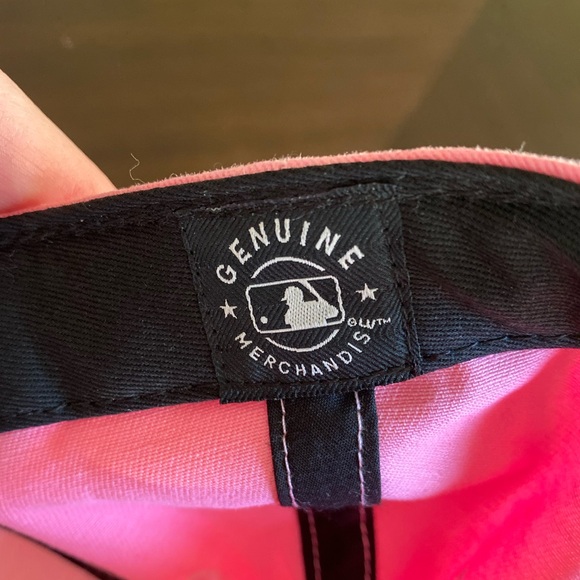 New York Yankees hat - Picture 2 of 5